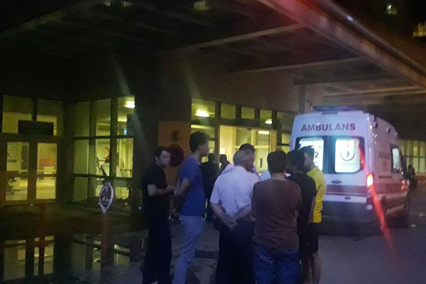 Pendik'te trafik kazası: 2 ölü bir yaralı Pendik'te trafik kazası: 2 ölü bir yaralı
